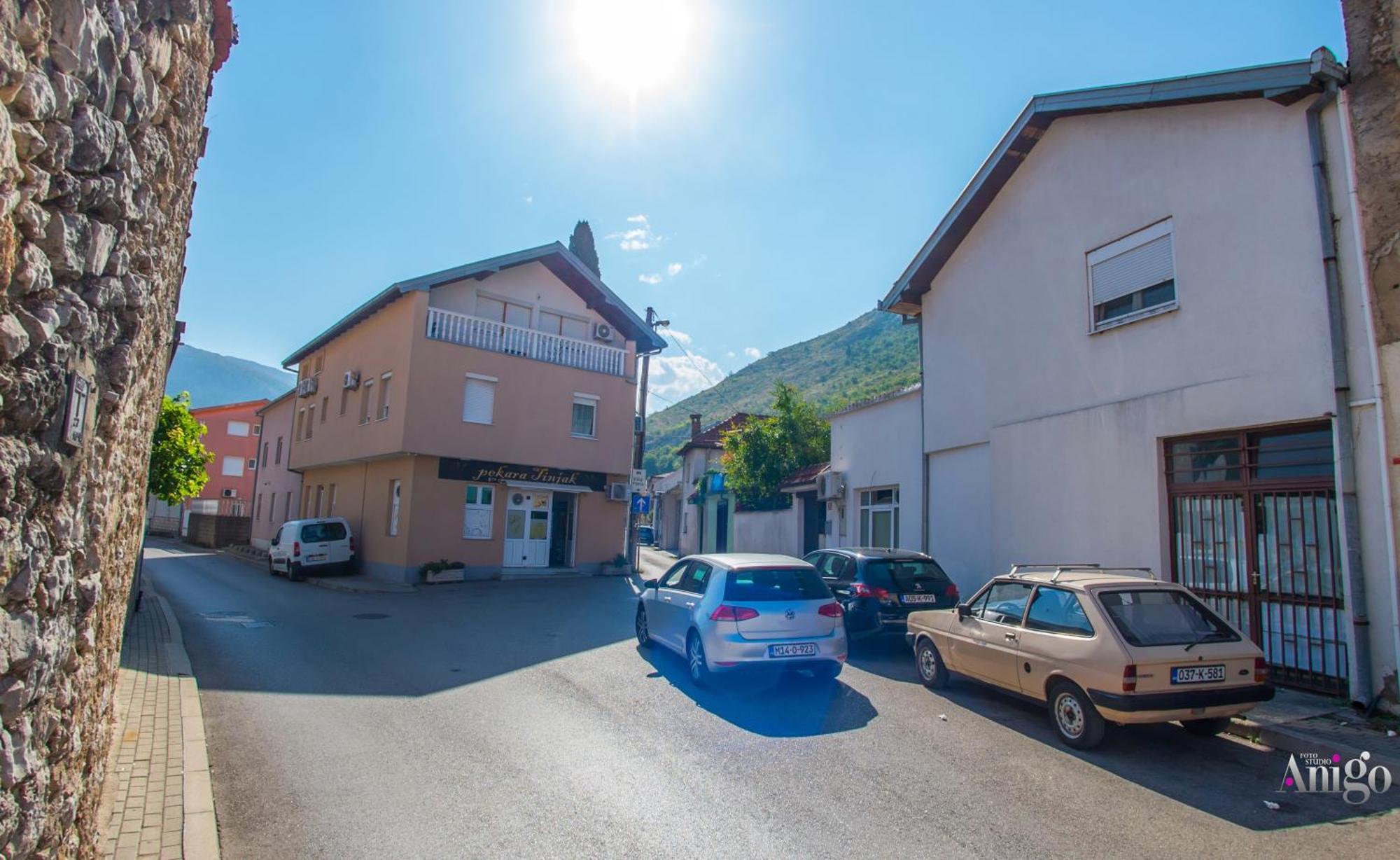 Apartments Enigma - With Private Parking Μόσταρ Εξωτερικό φωτογραφία
