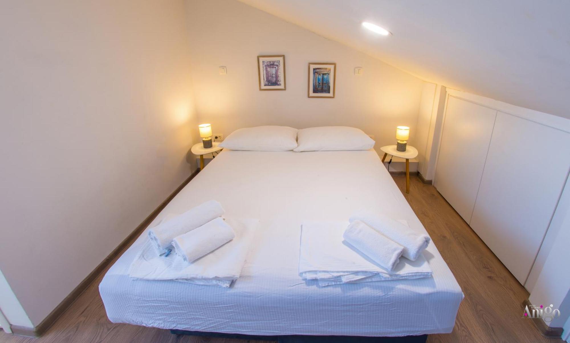 Apartments Enigma - With Private Parking Μόσταρ Εξωτερικό φωτογραφία